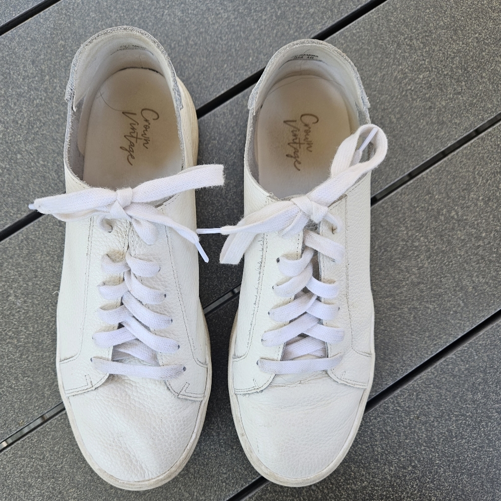 Crown Vintage Women's Gamina Platform Sneaker US9
